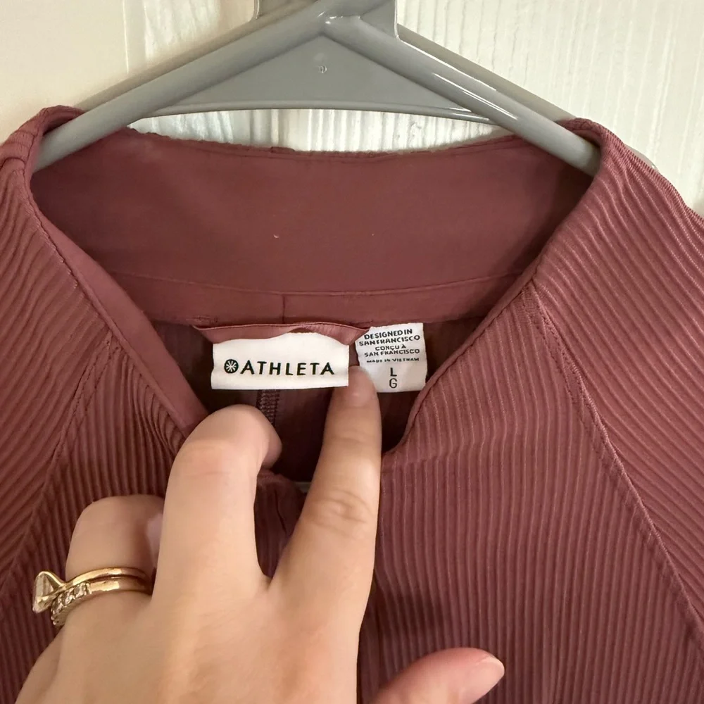 Athleta Ribbed Mauve jacket - Picture 2 of 3